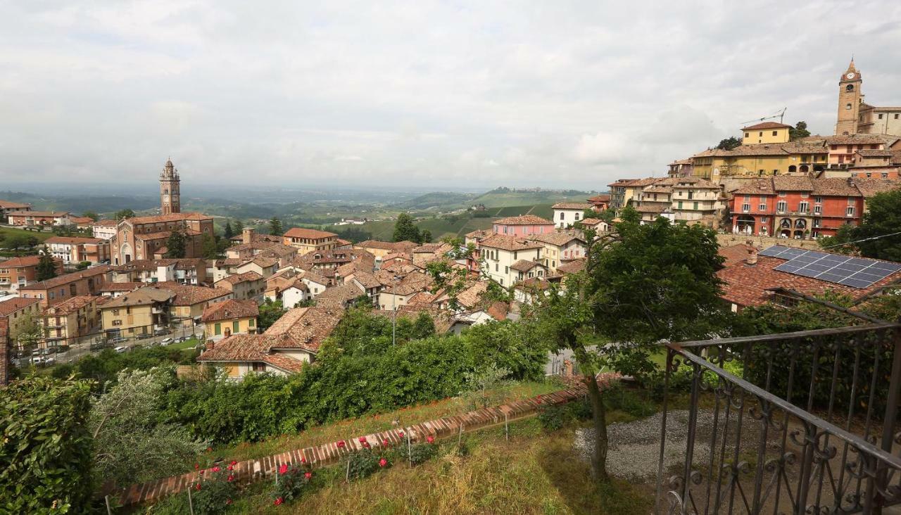Monforte View Apartment Monforte D'Alba Exterior photo