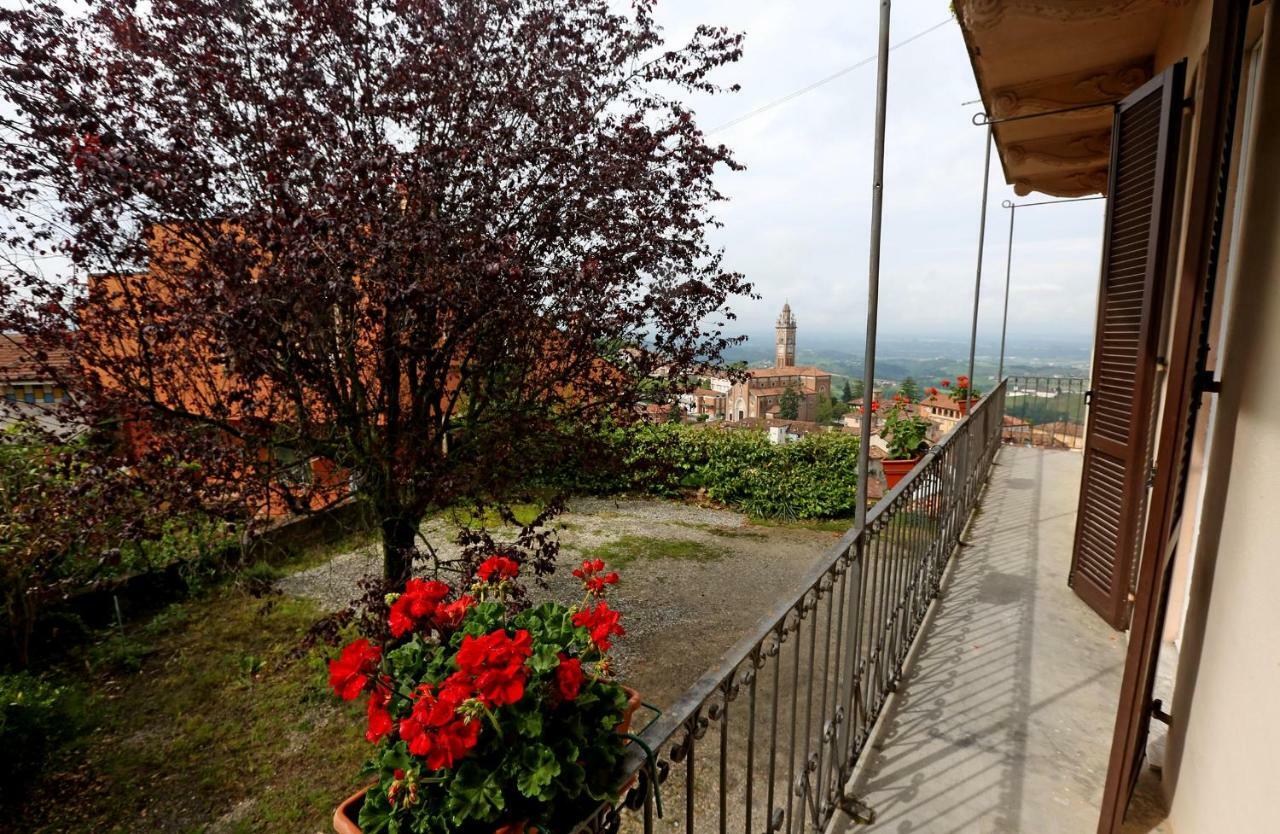 Monforte View Apartment Monforte D'Alba Exterior photo